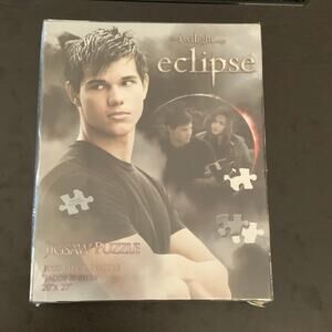 NECA Twilight Eclipse Jacob Bella 1000 Piece Puzzle NIB Rare
